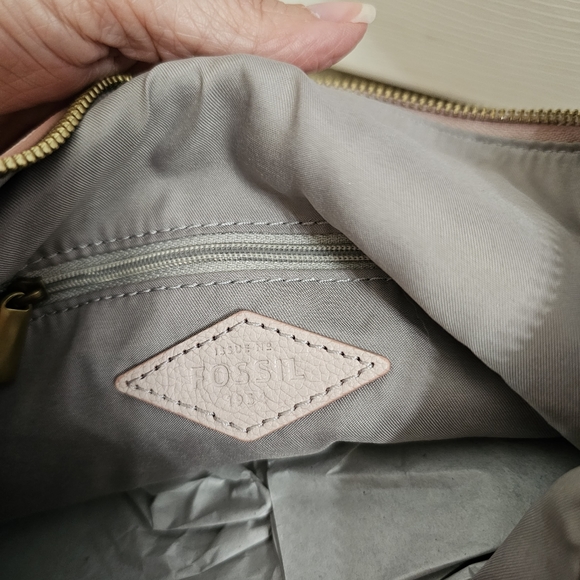 NWOT Fossil Crossbody Handbag - Picture 7 of 9